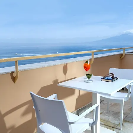 Miramare Hotell