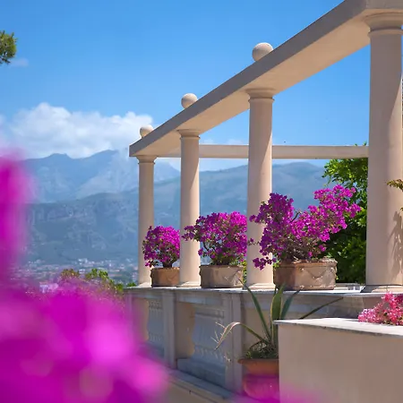 Miramare Hotell