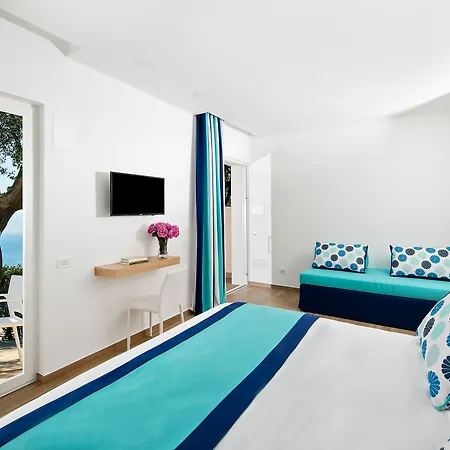 Miramare מלון סורנטו