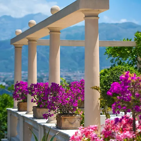 מלון Miramare 4*